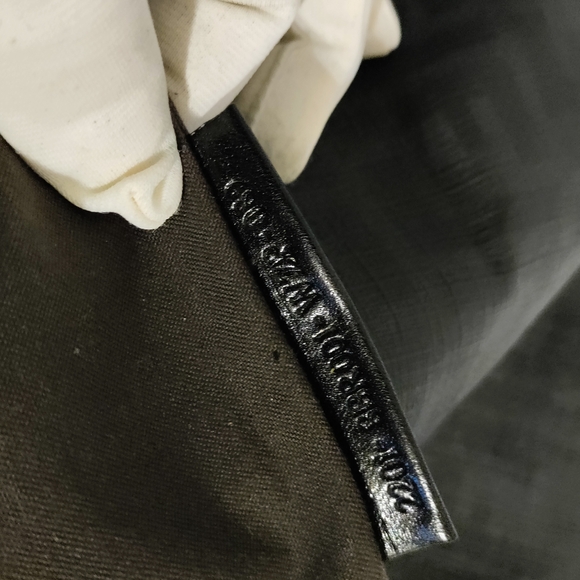 FENDI MONOGRAM WOVEN MAMMA SHOULDER BAGUETTE IN GREY - Picture 9 of 16